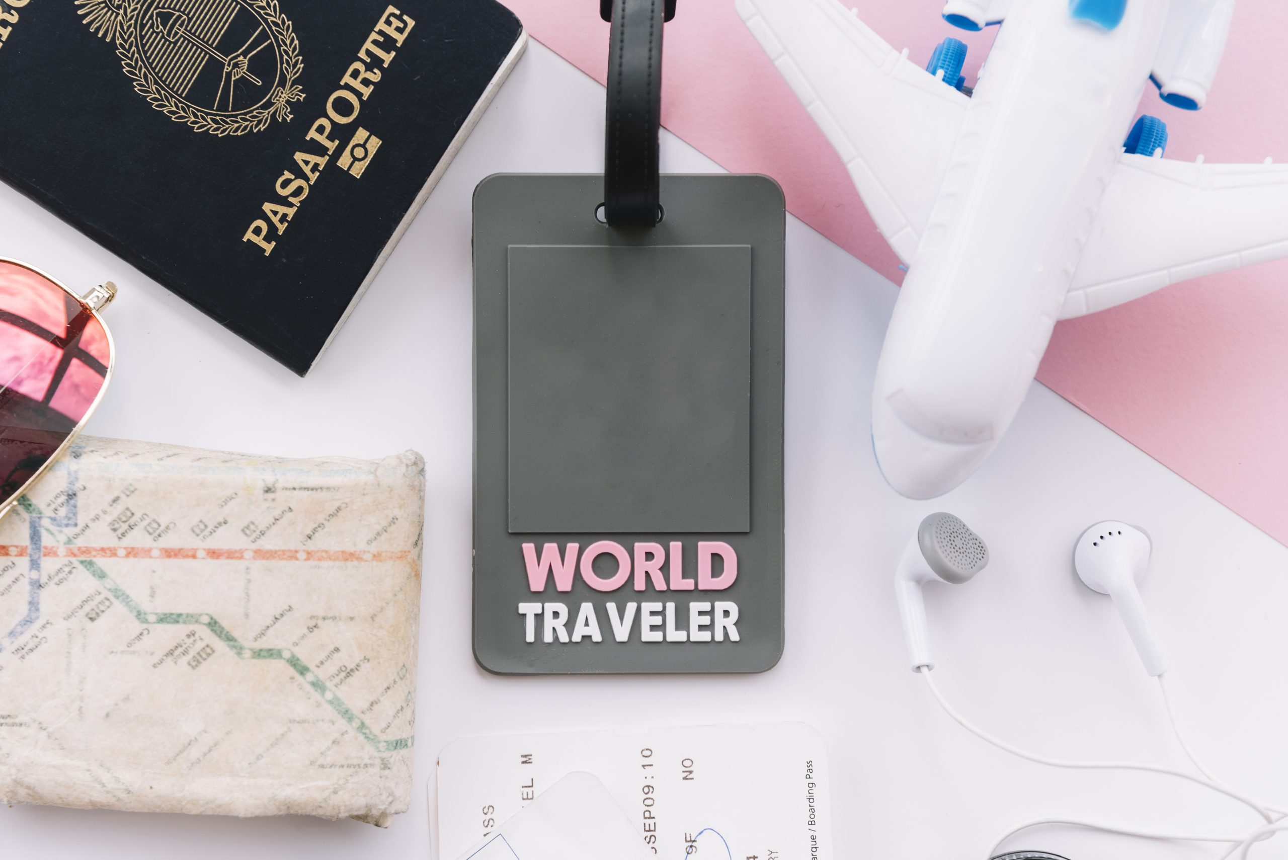 Custom Luggage Tags for Airlines, Events & Travel Brands: Top Trends