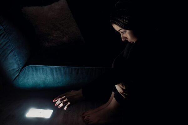 How Digital Habits Quietly Shape Mental Health